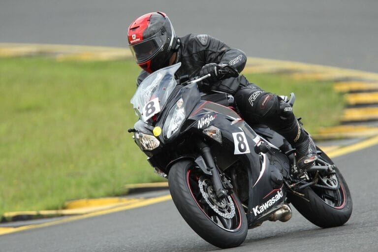 Equipamentos de segurança para motociclistas