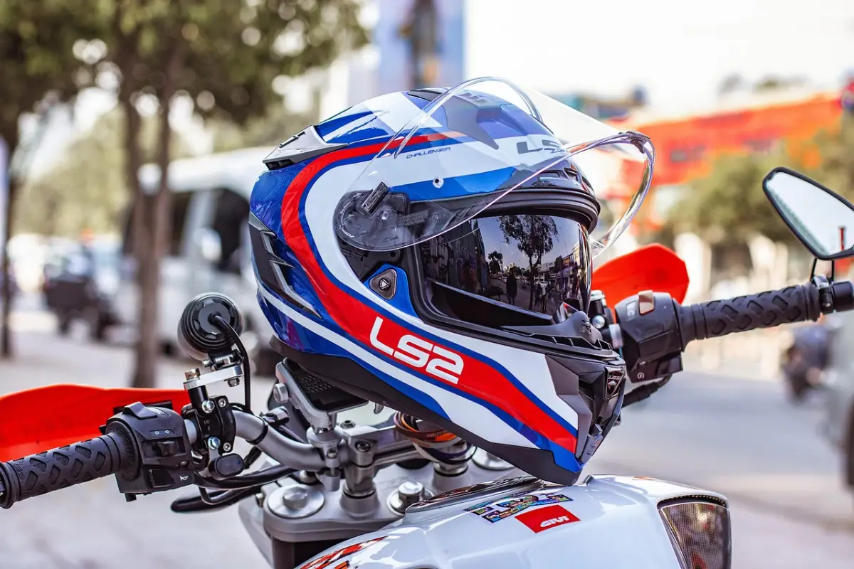 Qual o Ano da Moto para Trabalhar na 99