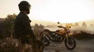 Triumph traz a Scrambler 400 XC
