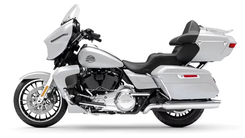 Harley-Davidson lança linha 2026 com os modelos Touring, Trike, Adventure e CVO superpremium