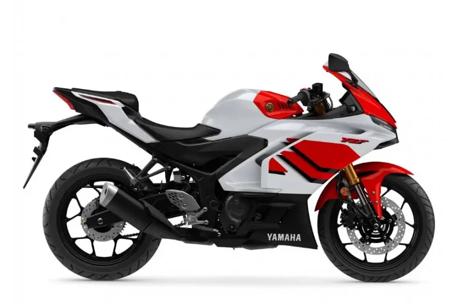 Yamaha lança série R 70 anos