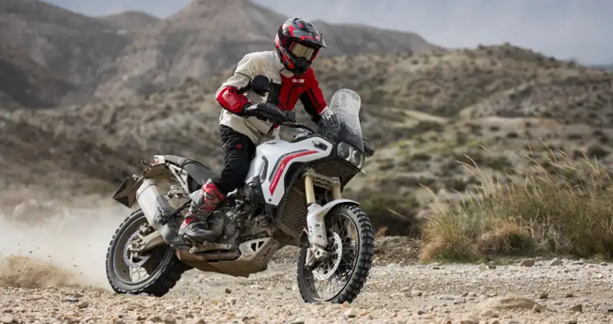 Nova Ducati DesertX V2 2026
