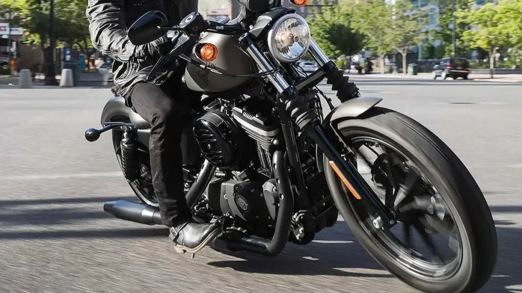 Harley-davidson 883 Iron