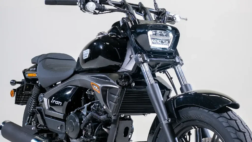 Shineray Iron 250. Foto por Shineray